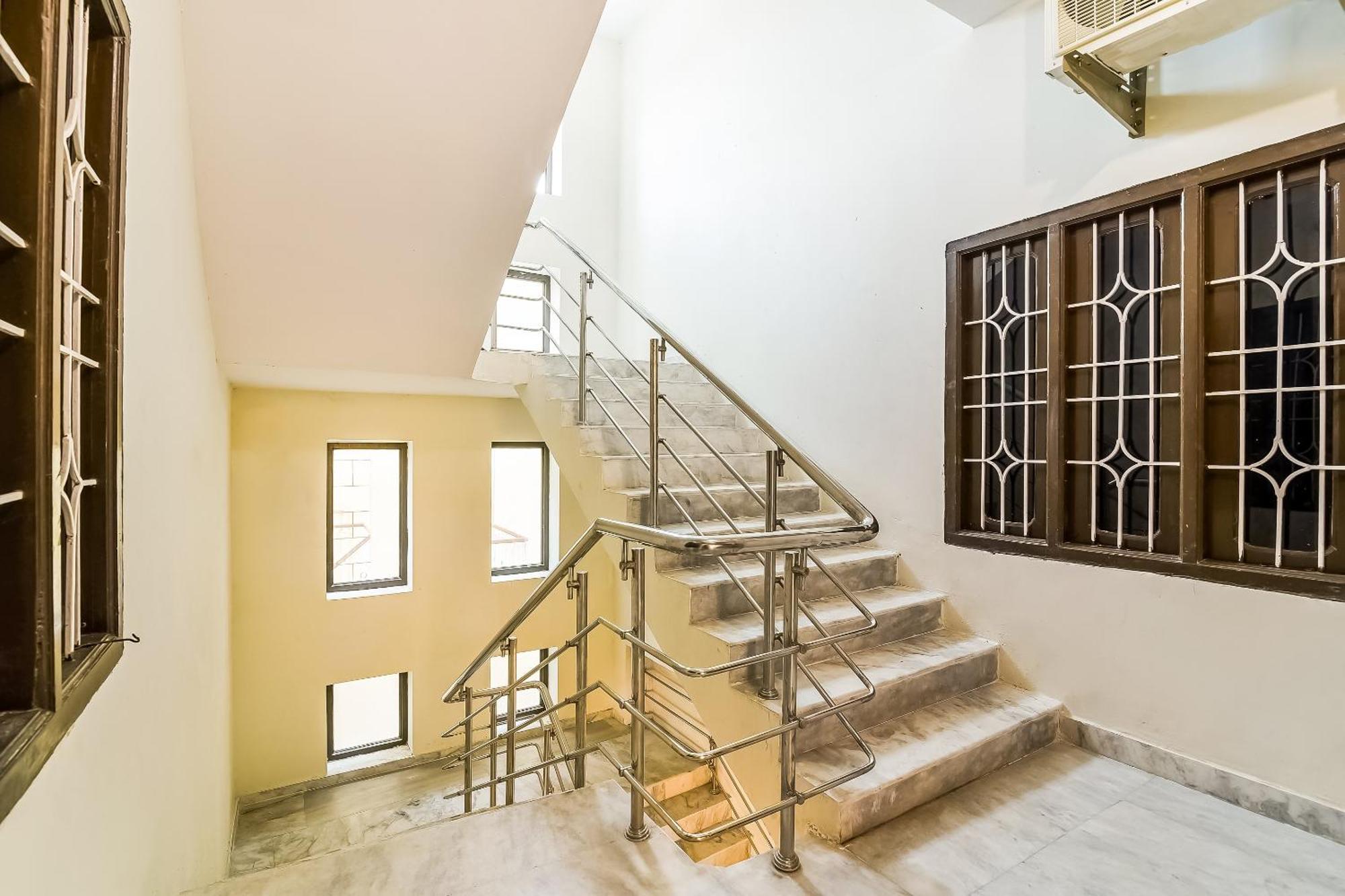 Hotel O Kartikeya Park View Residency Chittoor Kültér fotó
