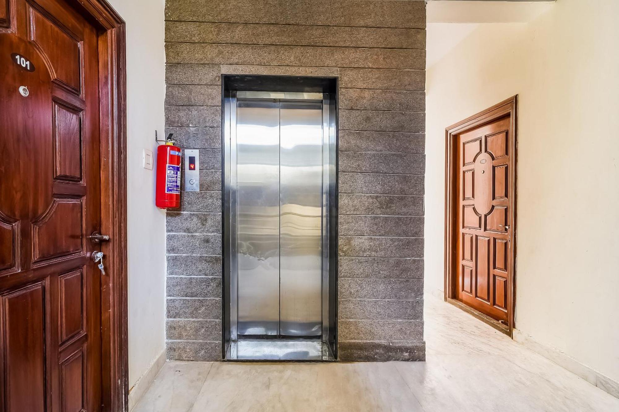 Hotel O Kartikeya Park View Residency Chittoor Kültér fotó